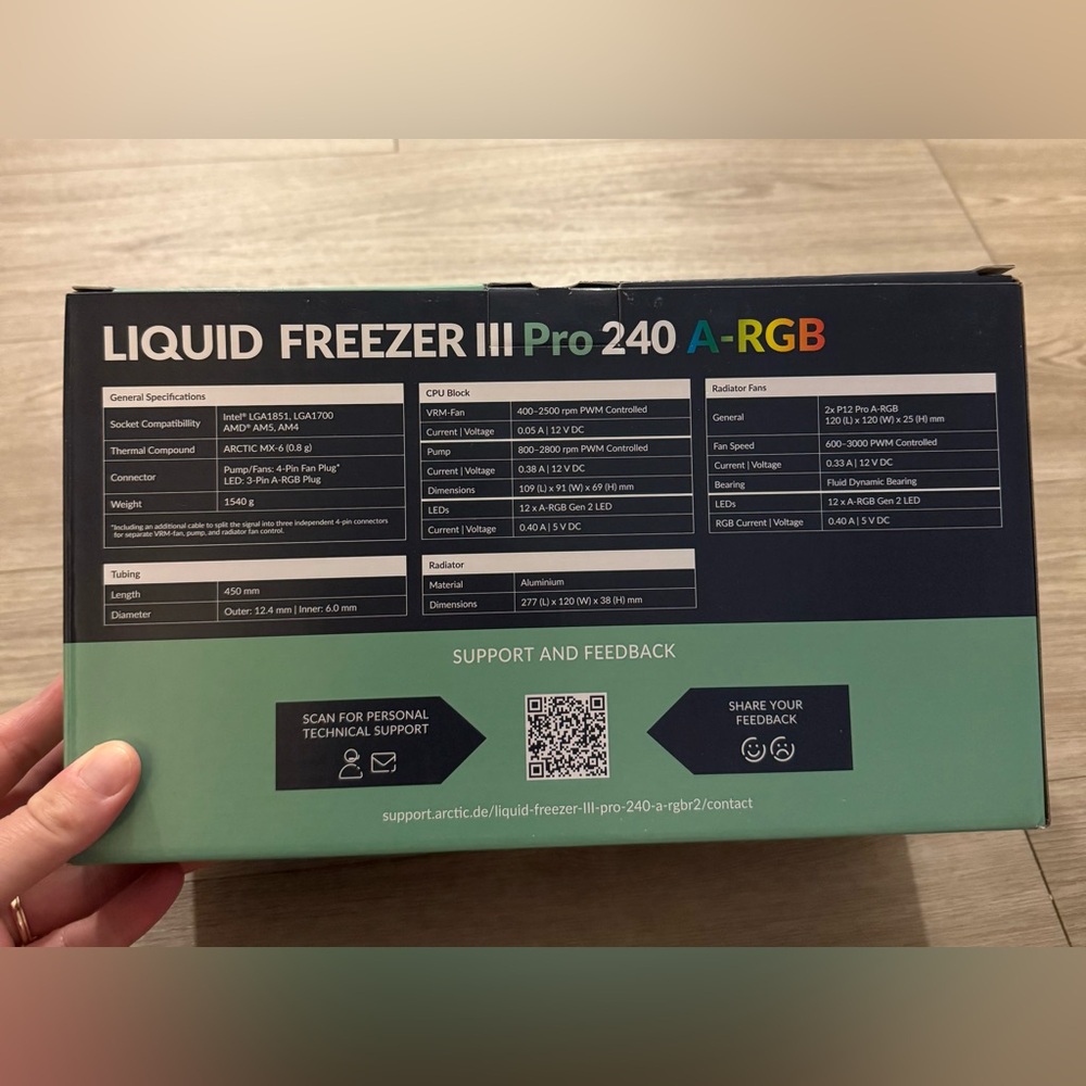 Arctic Liquid Freezer III Pro 240 A-RGB CPU Cooler - Black - Picture 4 of 15